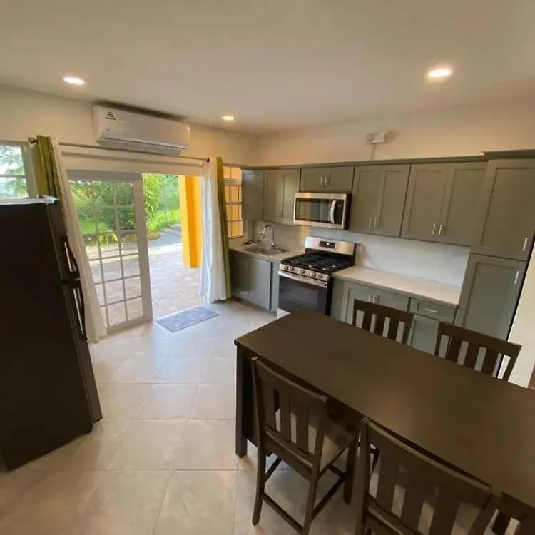 Guest house Faith'S Villa Tobago Diamond