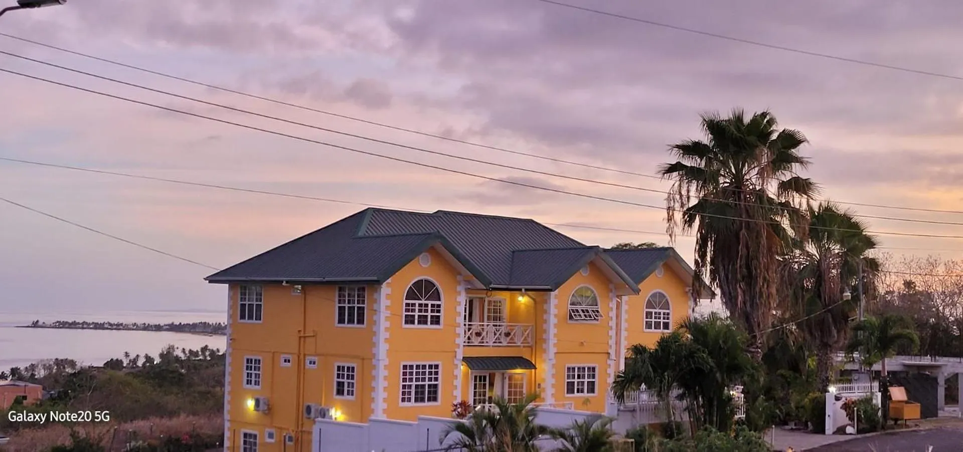 Guest house Faith'S Villa Tobago Diamond